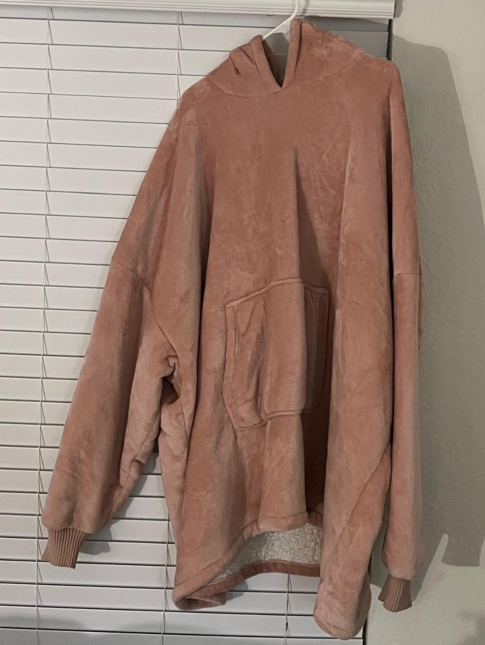 Oversized Cozy Pink Fleece Hoodie